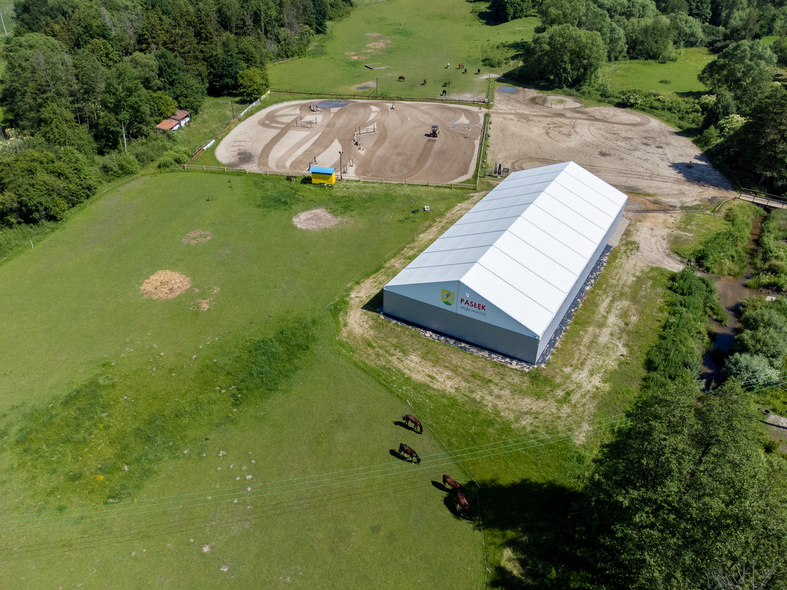 Elbląg, Hala jeździecka w Parku Ekologicznym w Pasłęku,