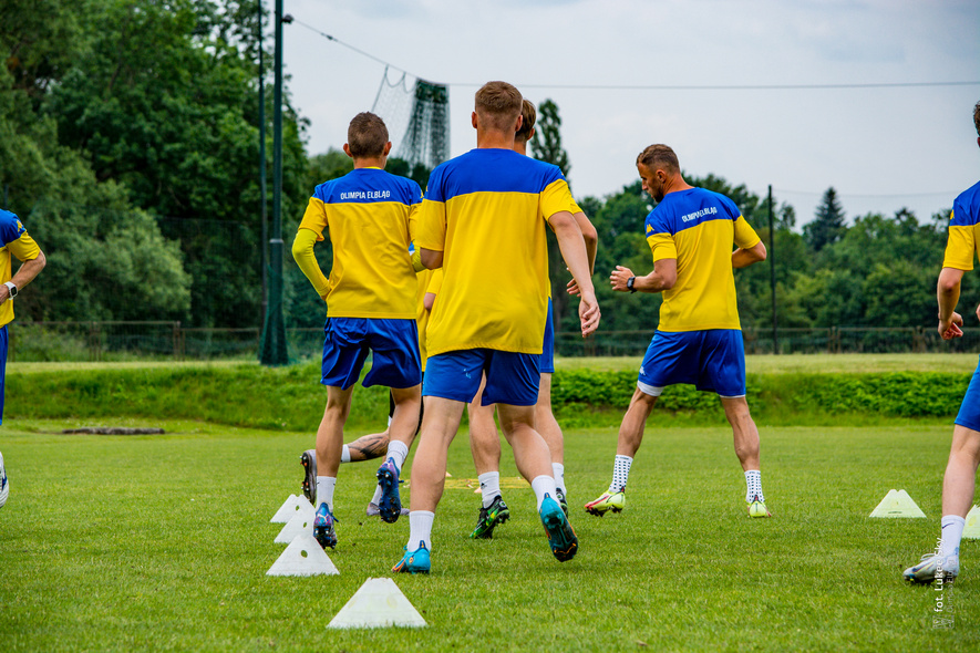 Elbląg, Zwycięstwo w pierwszym sparingu