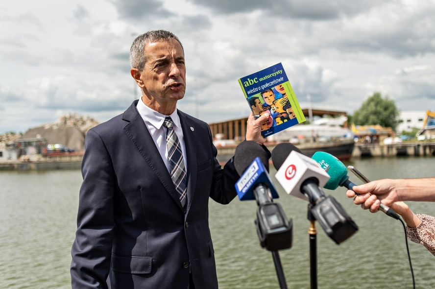 Elbląg, Konferencja senatora Jerzego Wcisły,
