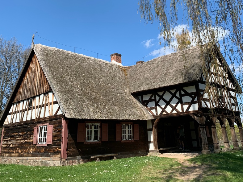 Elbląg, Podróż do przeszłości, czyli skansen w Olsztynku  (Na spacer z portElem, odc. 9)