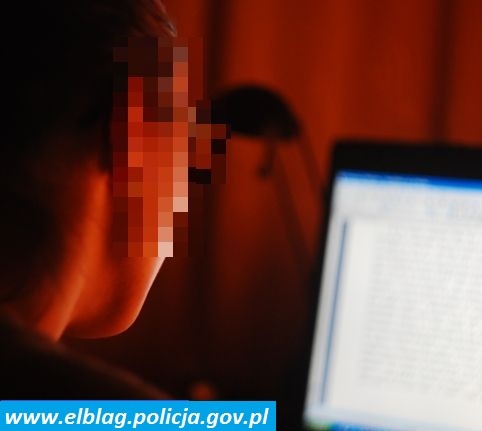 Elbląg, Policjanci ostrzegają przed pojawiającymi się w Internecie oszustwami finansowymi 