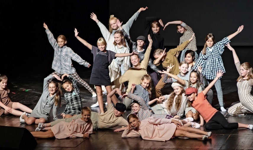 Elbląg, O człowieku dla ludzi i muzycznie