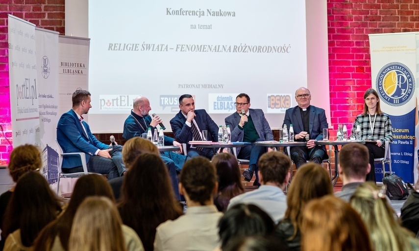 Elbląg, Dyskutowali o religiach świata