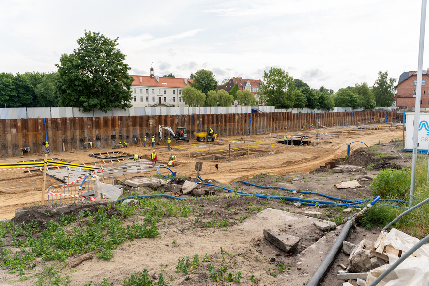 Elbląg, Budowa Porta Mare,