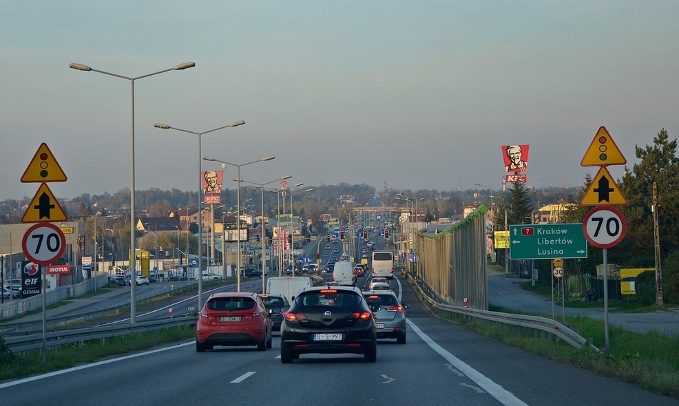 Jak rozpoznać, czy używany samochód był uszkodzony przez powódź?