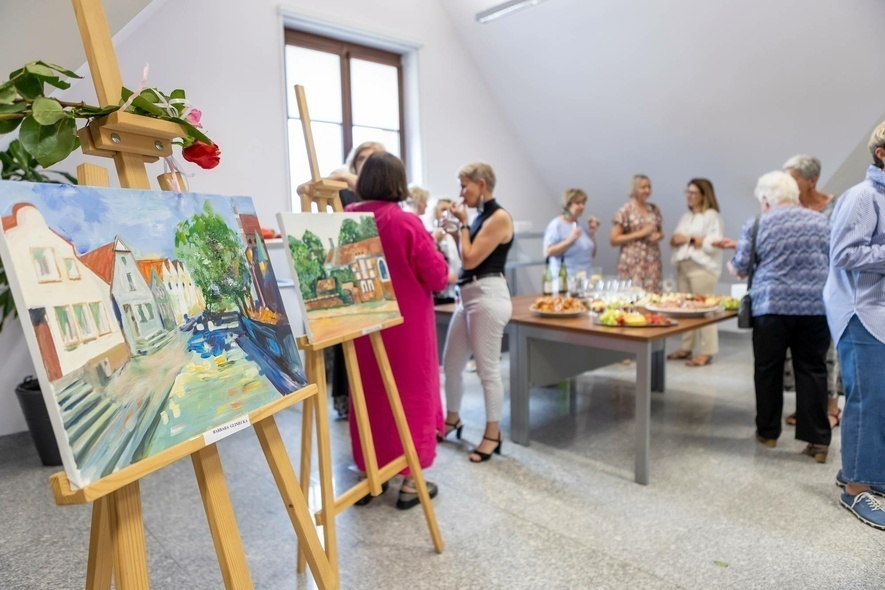 Elbląg, Wernisaż poplenerowy kobiecej grupy malarskiej
