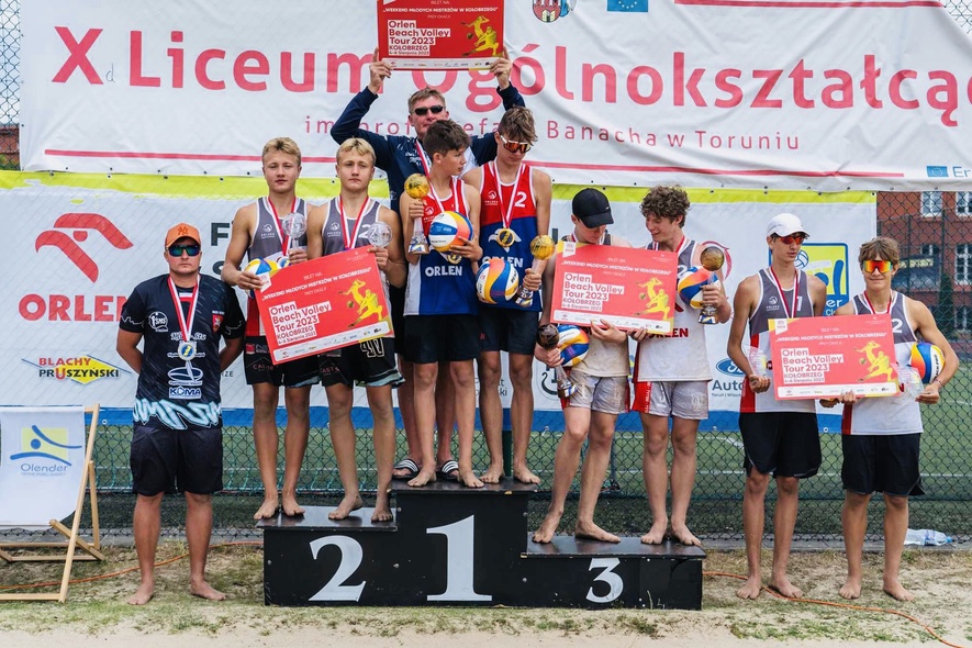 Elbląg, Srebro młodych elbląskich siatkarzy w Mistrzostwach Polski w Siatkówce Plażowej 