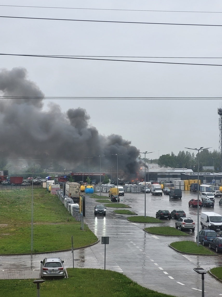 Elbląg, Pożar w autokomisie przy Warszawskiej