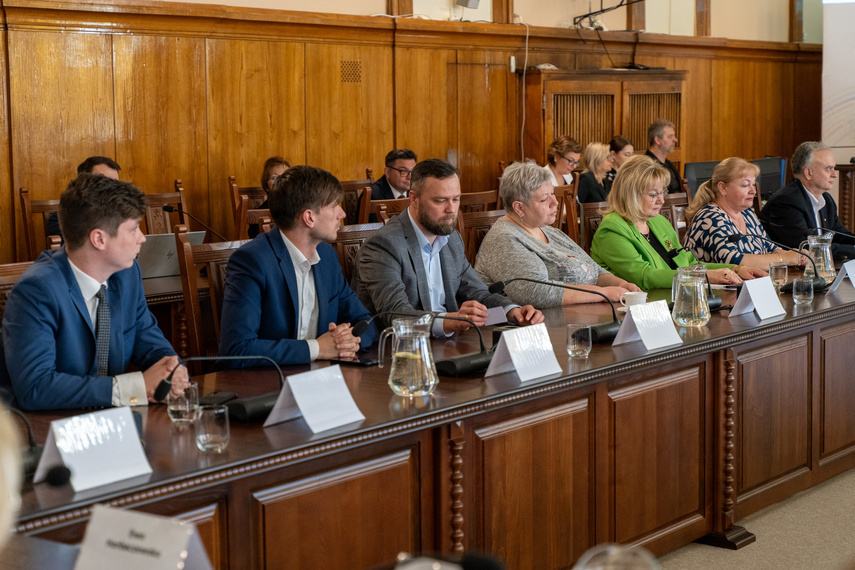 Elbląg, Sesja Rady Miejskiej w Elblągu,