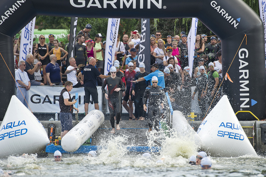 Elbląg, Triathlon i pływanie w sercu miasta