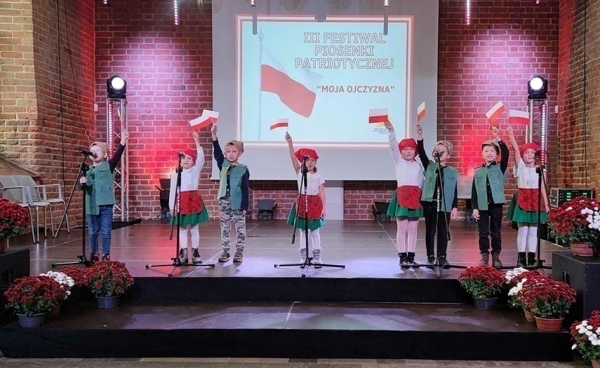 Elbląg, Miejski Festiwal Piosenki "Moja Ojczyzna"