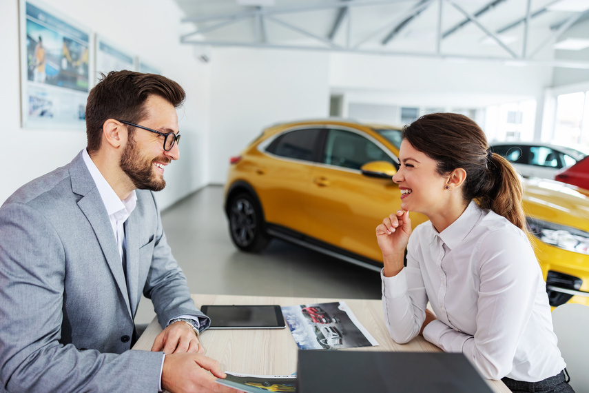 Ile kosztuje leasing samochodu? Skorzystaj z kalkulatora mLeasing i wybierz auto dla Twojej firmy