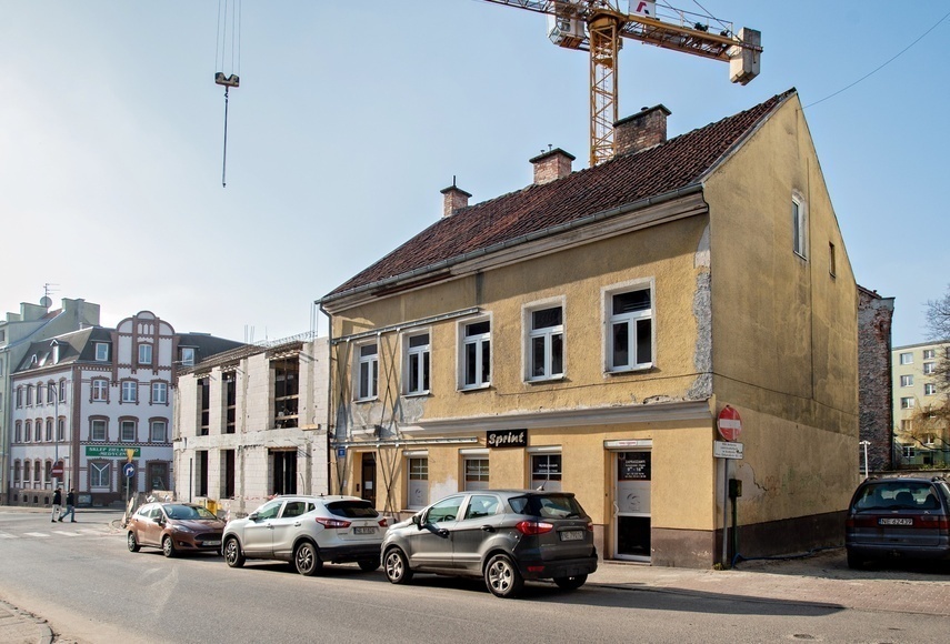 Elbląg, Lokatorzy wracają już do swoich mieszkań, czynna też jest już siedziba jednej z firm Elbląg, Lokatorzy wracają już do swoich mieszkań, czynna też jest już siedziba jednej z firm