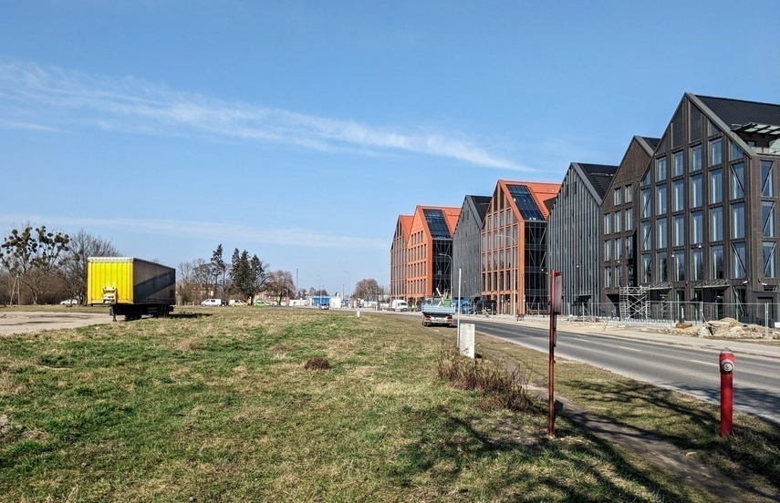 Elbląg, Wzdłuż Warszawskiej powstanie parking