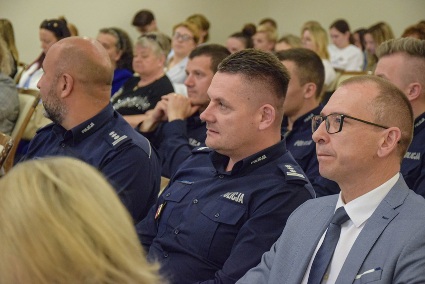 Elbląg, Rozmawiali o przemocy Elbląg, Rozmawiali o przemocy