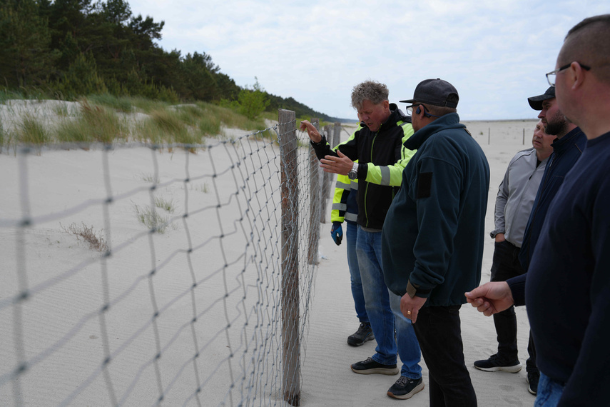 Elbląg, Stawiają 33 kilometry drucianej siatki na plażach Mierzei Wiślanej Elbląg, Stawiają 33 kilometry drucianej siatki na plażach Mierzei Wiślanej
