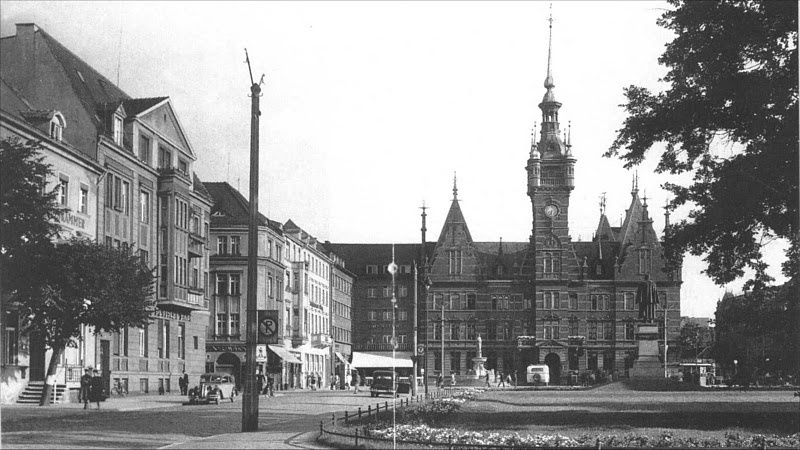 Elbląg, Obecny plac Słowiański około 1930 r. Elbląg, Obecny plac Słowiański około 1930 r.