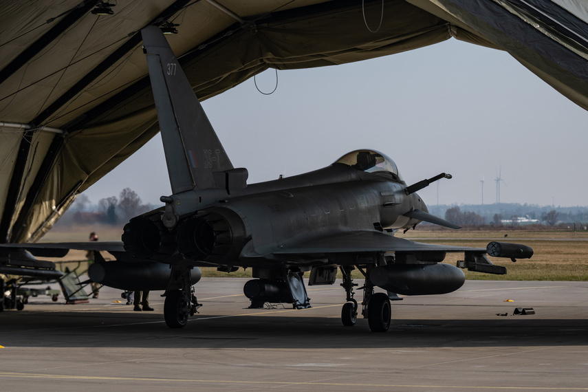 Elbląg, Samolot Typhoon RAF-u w bazie w Malborku.
