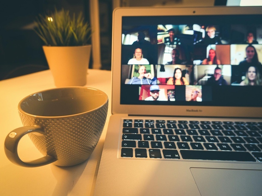 Edukacja i biznes w jednym. Dlaczego warto organizować webinary dla swoich klientów? Edukacja i biznes w jednym. Dlaczego warto organizować webinary dla swoich klientów?