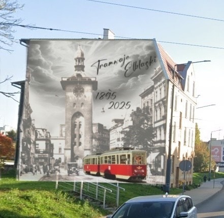 Elbląg, Tramwaje i murale