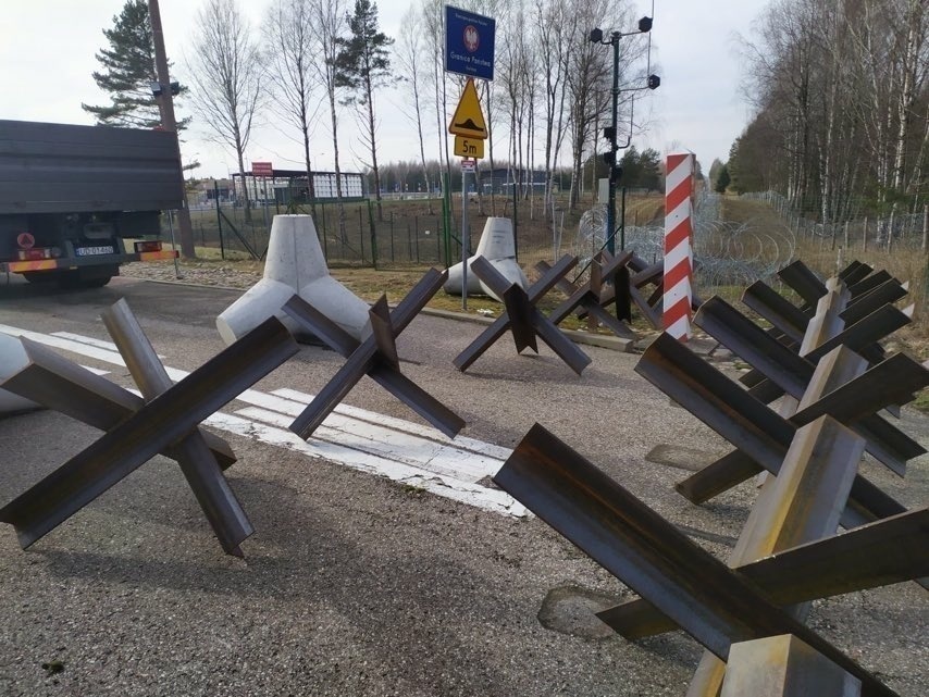 Elbląg, Granica z obwodem królewiecki,
