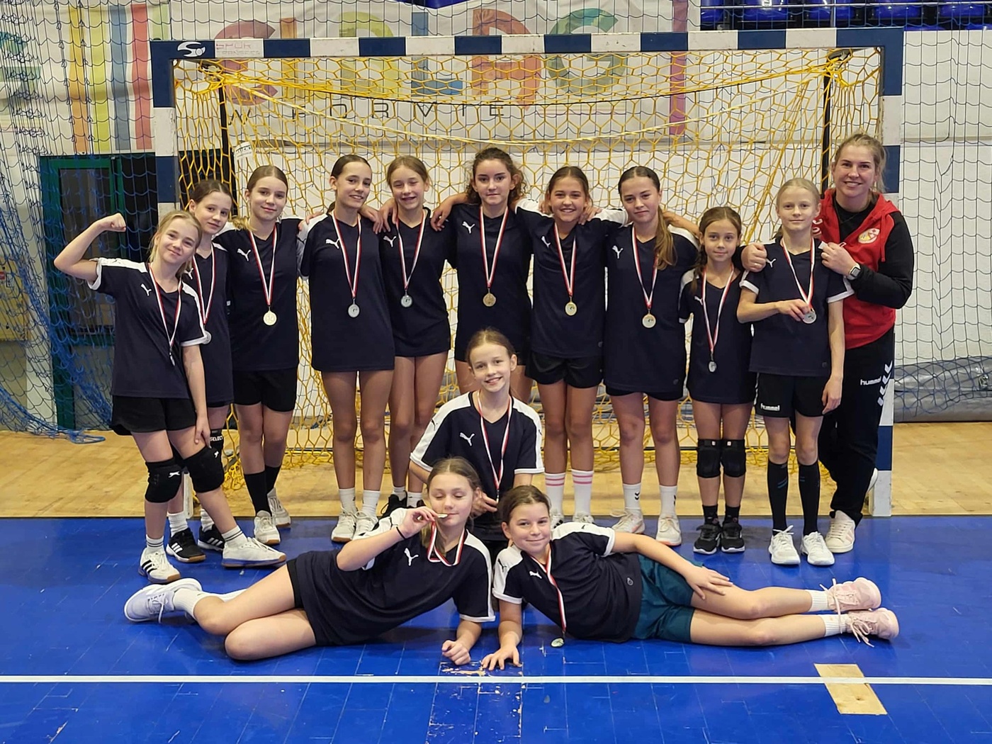 Elbląg, Dziewczyny z Trójki najlepsze