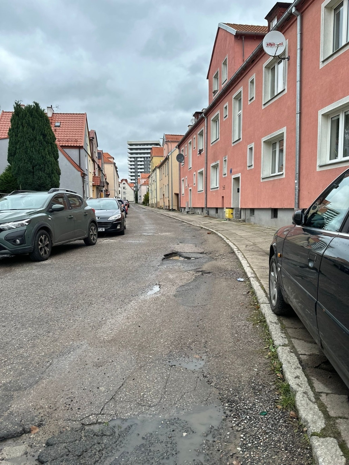 Elbląg, Remont nawierzchni na Struga. Apel drogowców Elbląg, Remont nawierzchni na Struga. Apel drogowców