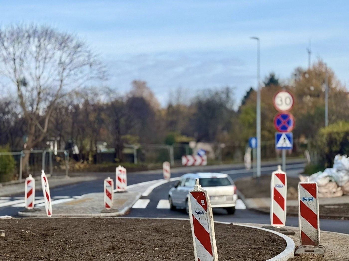 Elbląg, 13 pułku nadal w jednym kierunku Elbląg, 13 pułku nadal w jednym kierunku