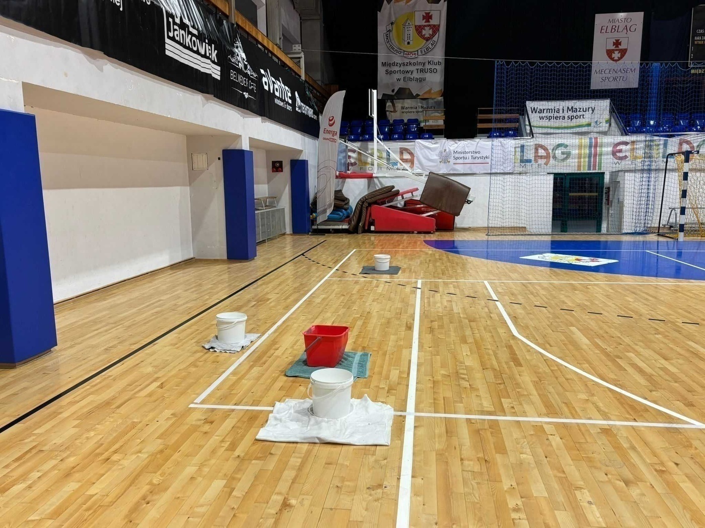 Elbląg, W kwestii hali są przecieki Elbląg, W kwestii hali są przecieki