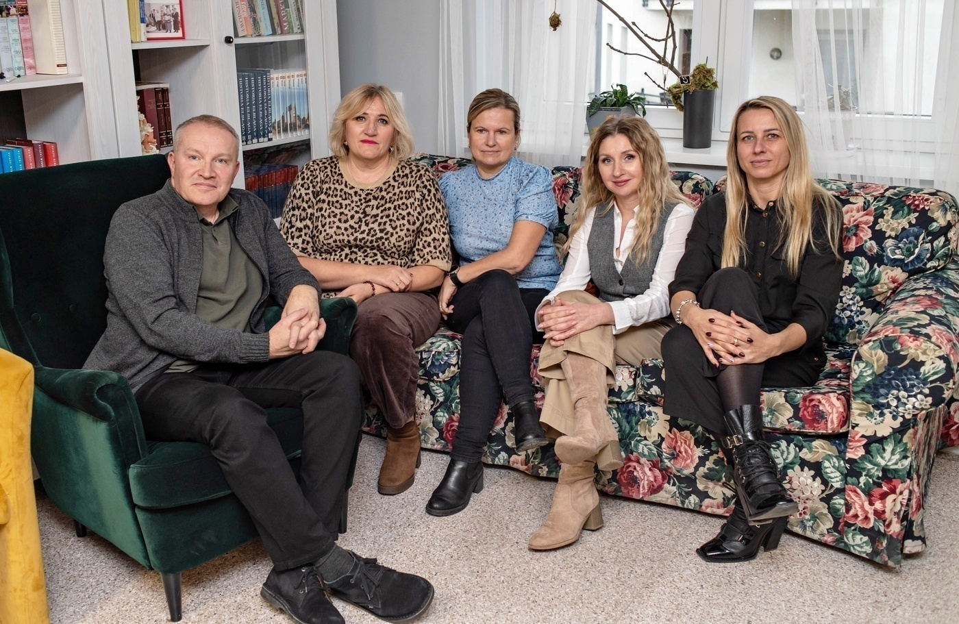 Elbląg, Od lewej: Marcin Serocki, Dorota Wakor, Olga Klemens, Urszula Dybich, Karolina Częścik, Elbląg, Od lewej: Marcin Serocki, Dorota Wakor, Olga Klemens, Urszula Dybich, Karolina Częścik,