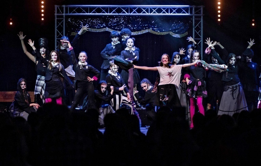 Elbląg, Szkoła imienia Lepszych od Reszty