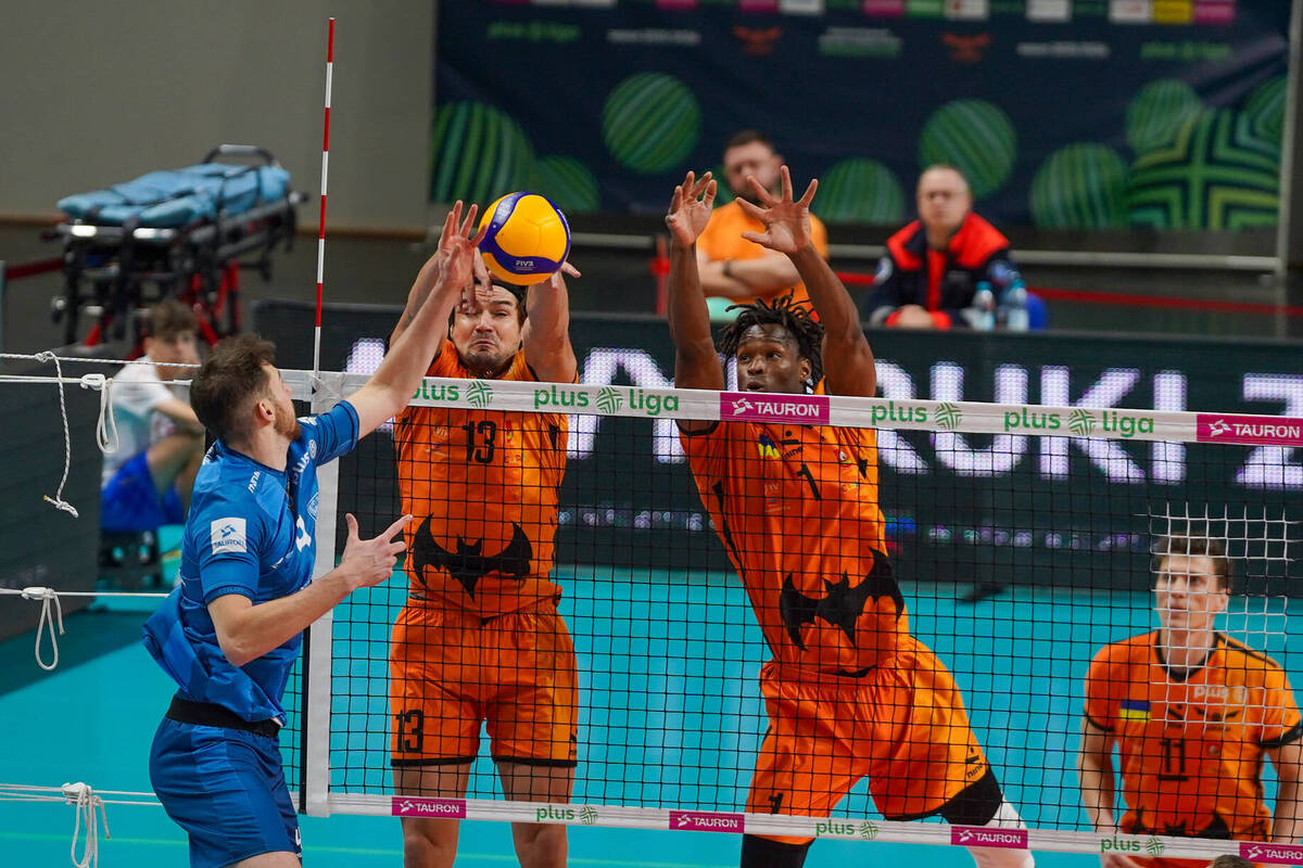 Elbląg, Cuprum Stilon zdobył Elbląg