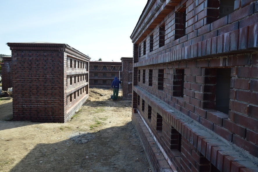 Elbląg, W 2022 roku wybudowano nowe kolumbaria na elbląskiej Dębicy, Elbląg, W 2022 roku wybudowano nowe kolumbaria na elbląskiej Dębicy,