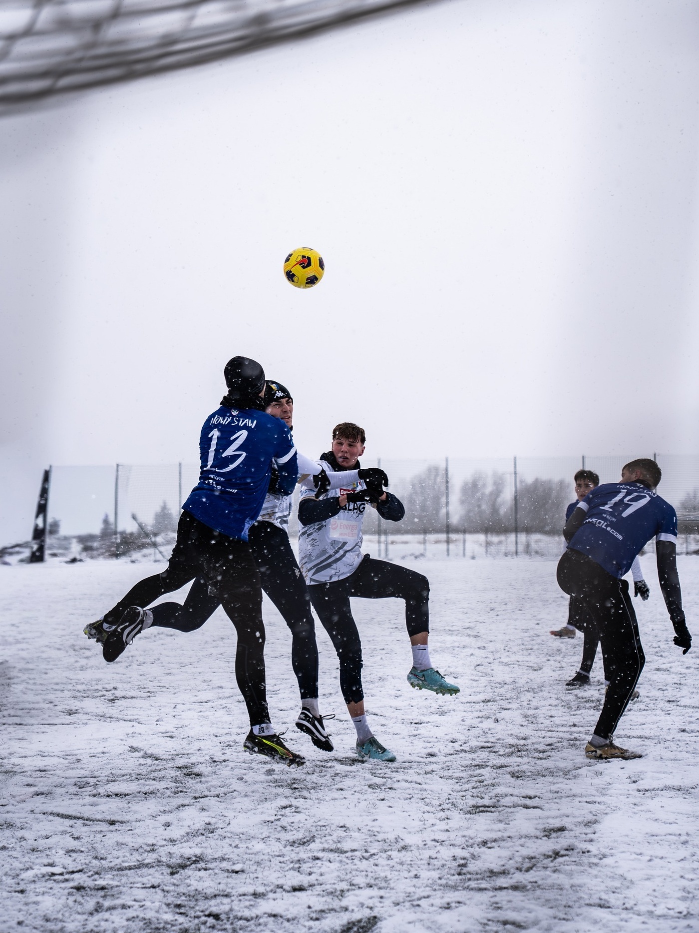 Elbląg, Pożytek w bieli. Pierwszy sparing Olimpii