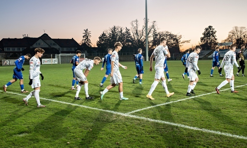 Elbląg, Murawa będzie gorąca