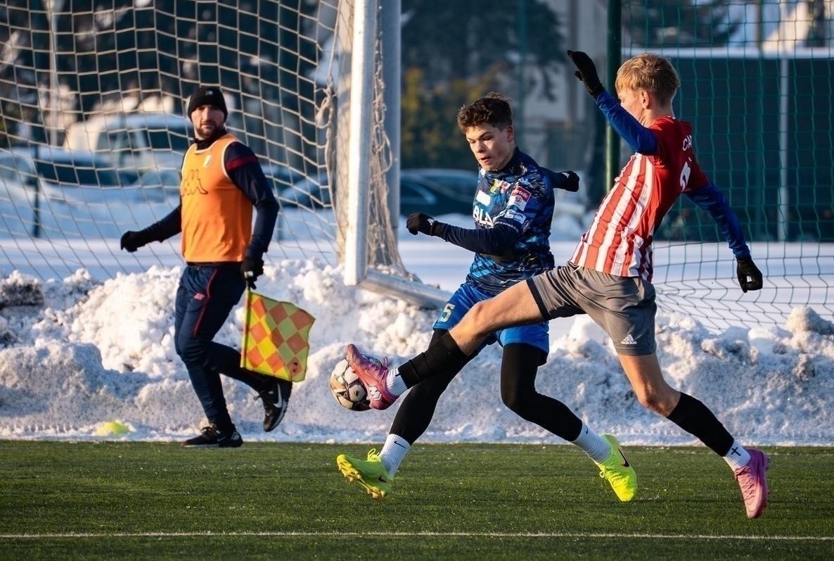 Elbląg, Zimowe perypetie z meczem ze Stomilem