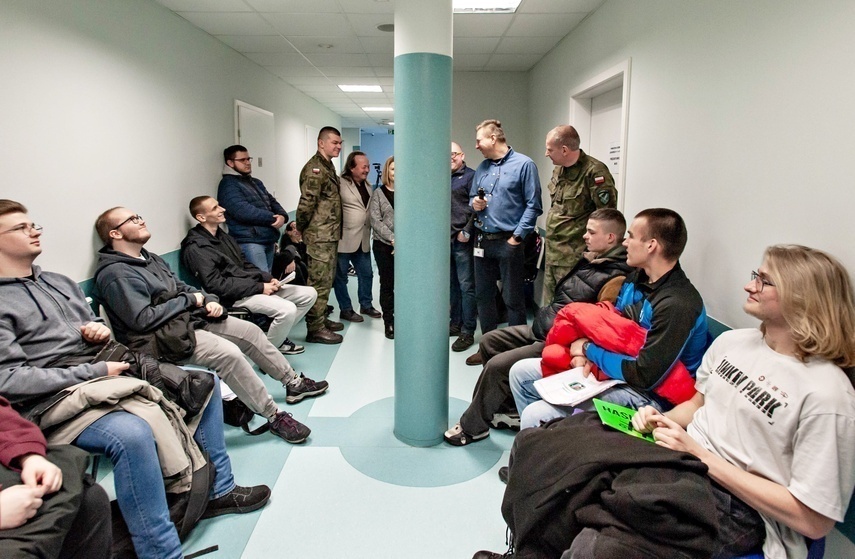 Elbląg, Dzisiaj w powiecie elbląskim rozpoczęła się kwalifikacja wojskowa, Elbląg, Dzisiaj w powiecie elbląskim rozpoczęła się kwalifikacja wojskowa,