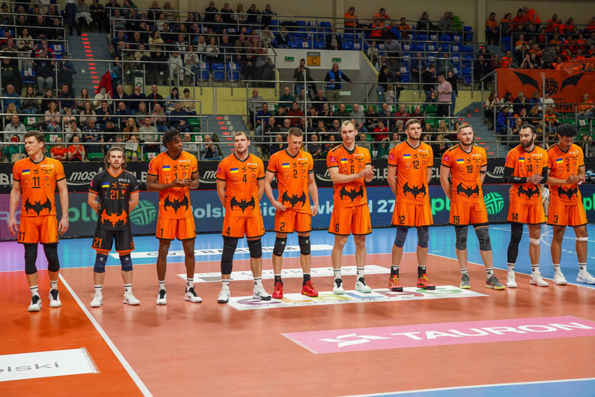 Elbląg, Cenne trzy punkty Nietoperzy