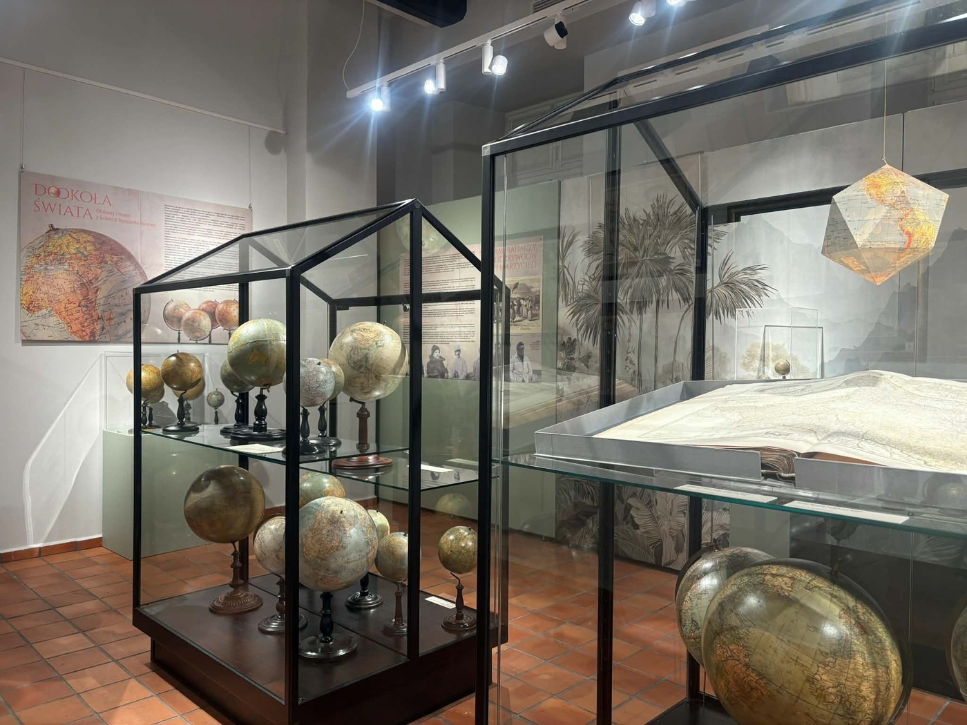 Elbląg, Historia dawnych polskich globusów z kolekcji Ryszarda Formeli