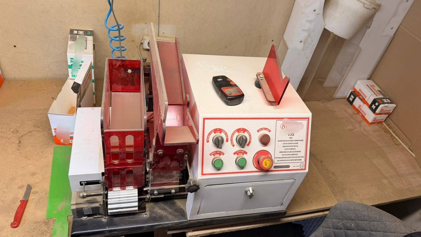 Elbląg, Jedno z urządzeń do produkcji papierosów