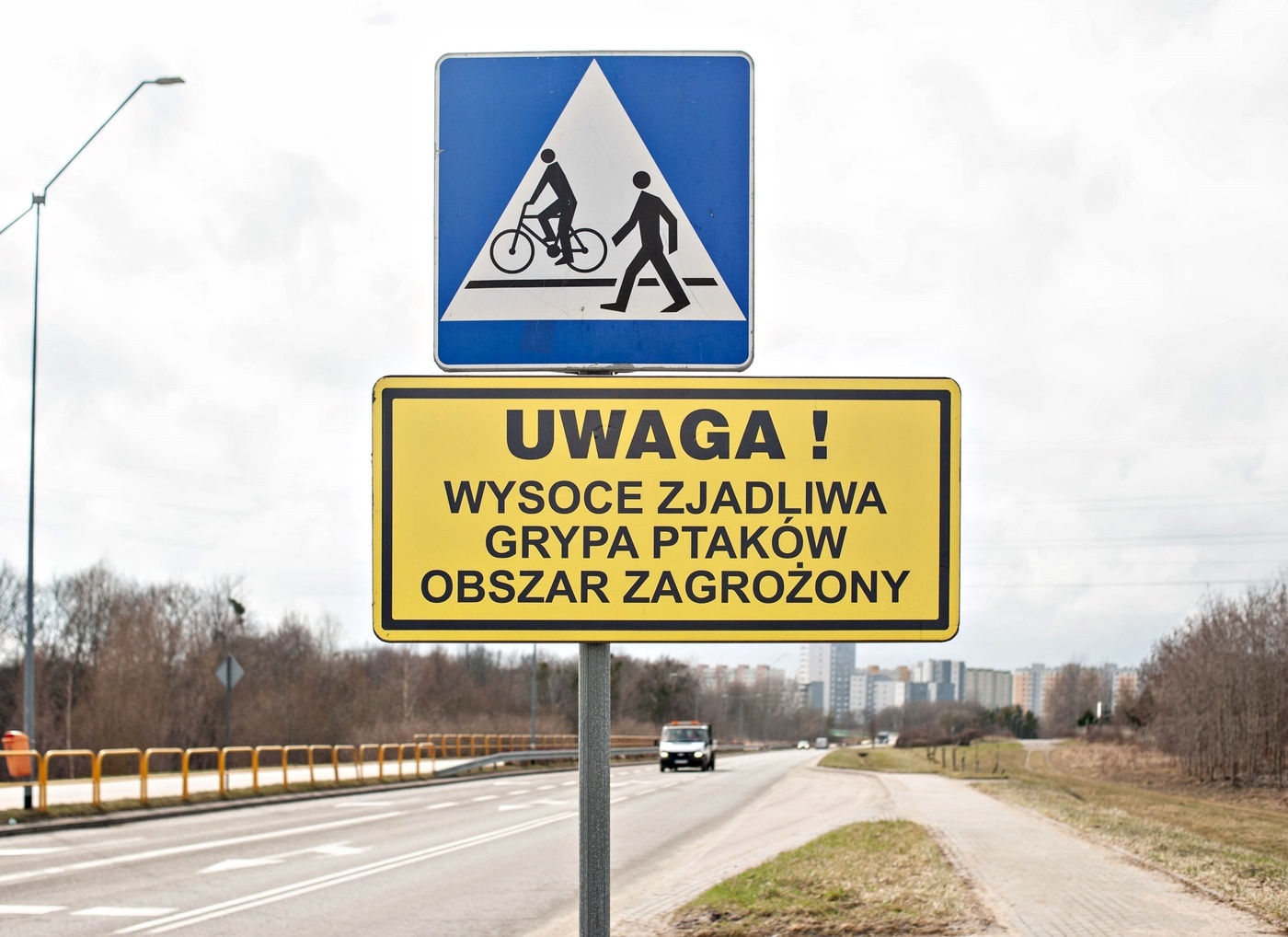 Elbląg, O ustanowieniu strefy zakażenia informują znaki przy drogach