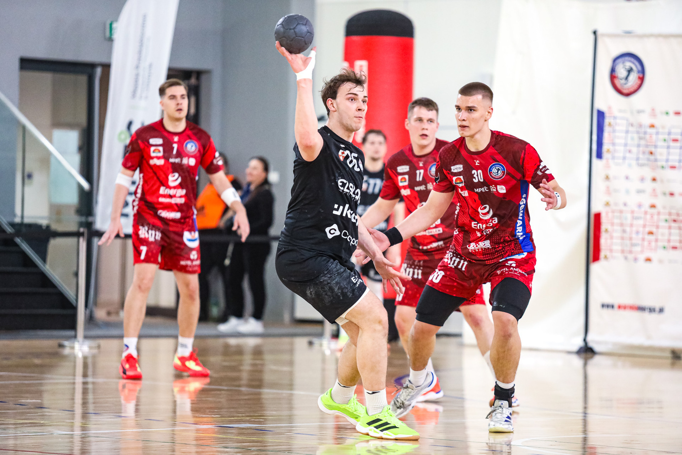 Elbląg, Przegrana Silvantu z wiceliderem Elbląg, Przegrana Silvantu z wiceliderem