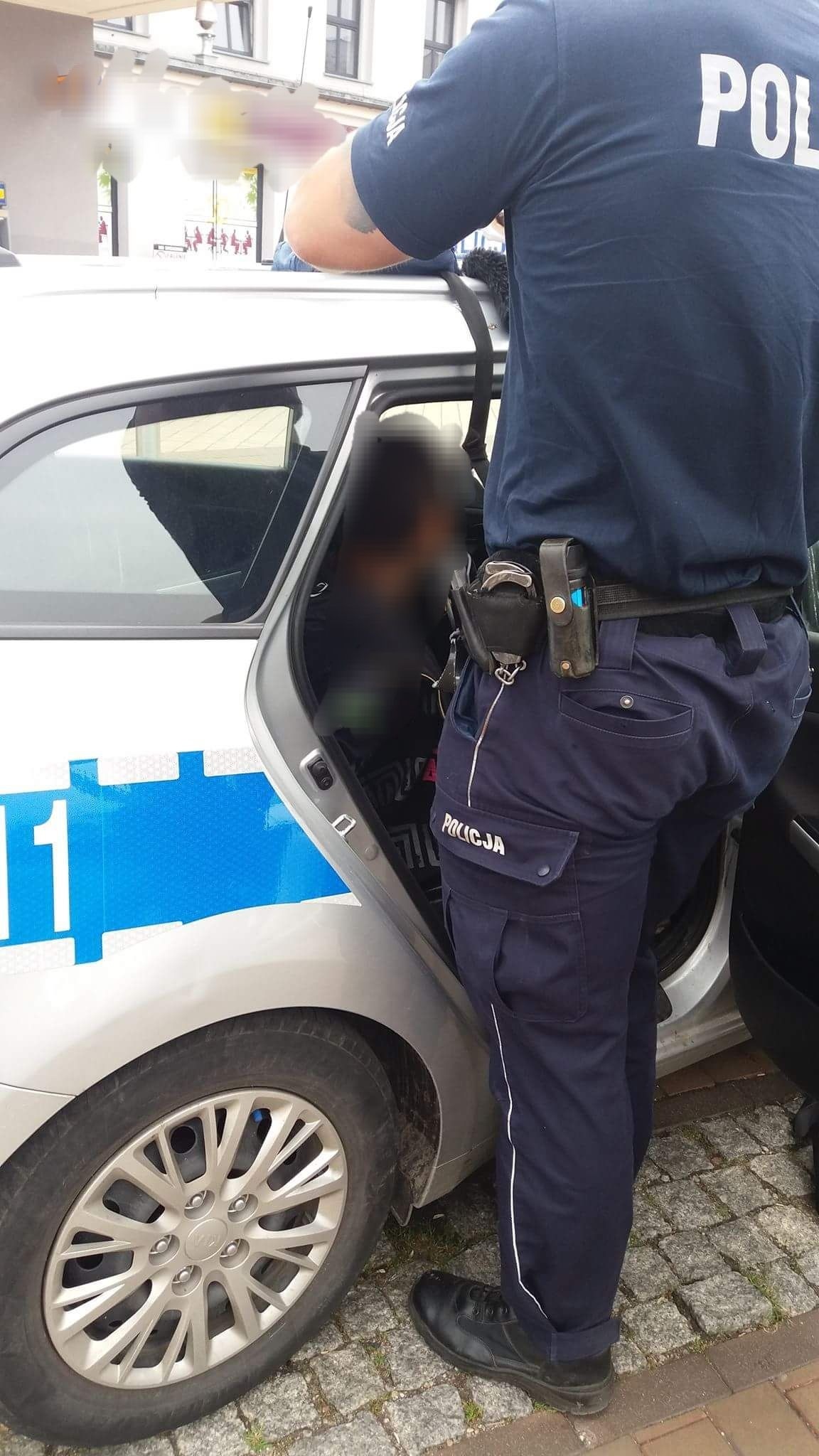 Elbląg, Kradł na cmentarzu, w końcu powstrzymała go 42-latka