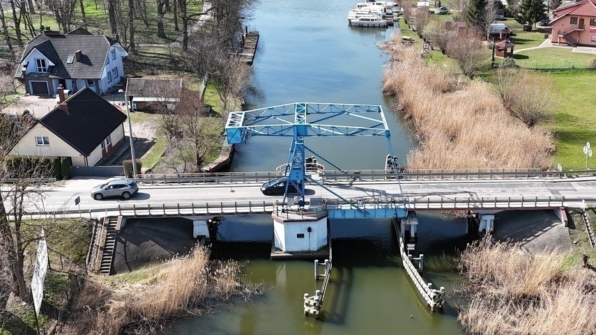 Elbląg, Most niebieski w Rybinie,