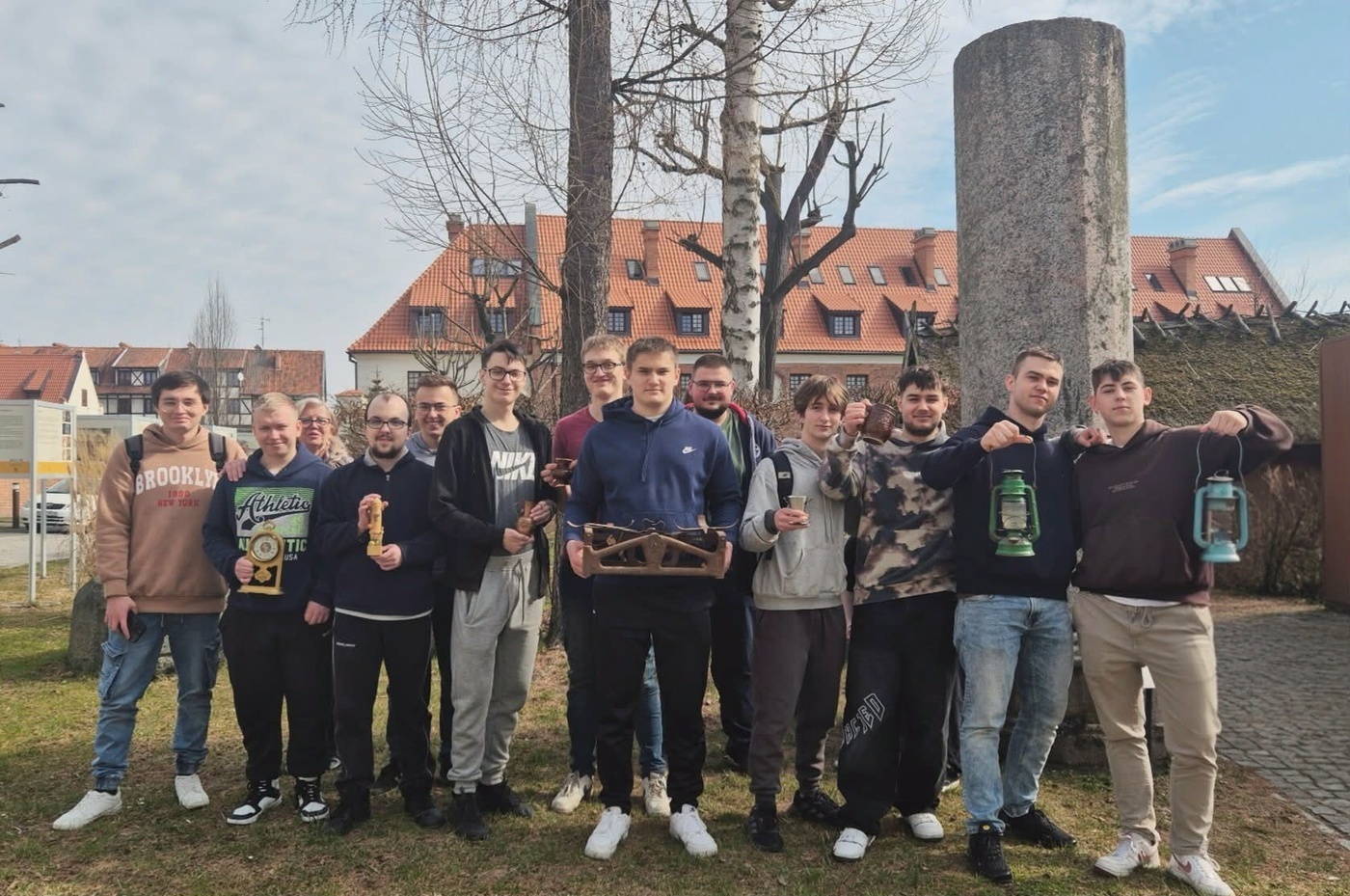 Elbląg, Uczniowie ZSTI z prezentem dla MAH