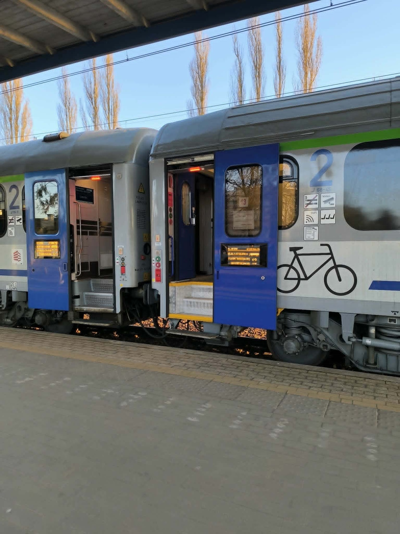 Elbląg, Dworzec kolejowy nie dla osób z niepełnosprawnościami