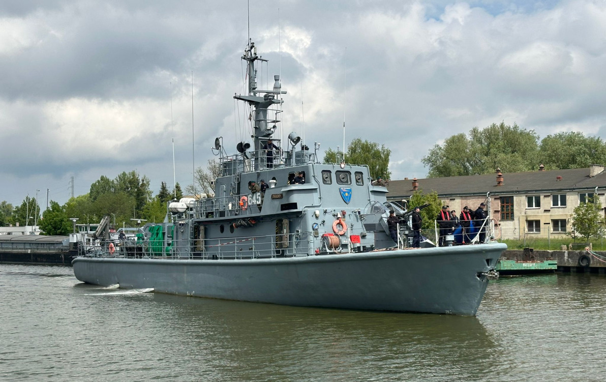 Elbląg, 16 Żuławski Pułk Logistyczny zaprasza na swoje święto. ORP Śniardwy wchodzi do Elbląga Elbląg, 16 Żuławski Pułk Logistyczny zaprasza na swoje święto. ORP Śniardwy wchodzi do Elbląga