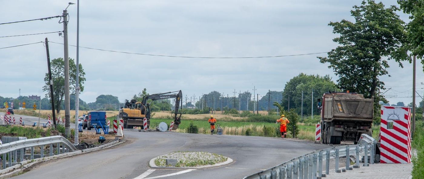 Elbląg, Bezpieczniej do Malborka