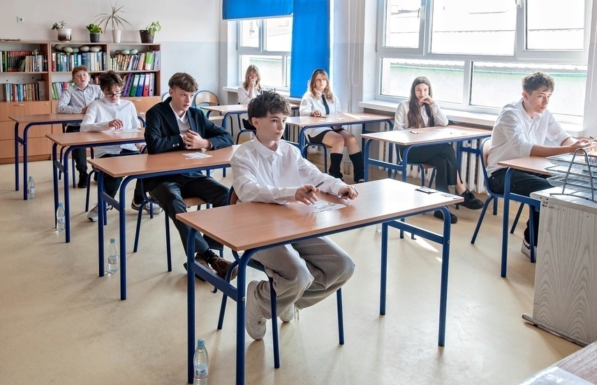 Elbląg, Ósmoklasiści poznali wyniki egzaminów. Jak wypadły elbląskie szkoły? Elbląg, Ósmoklasiści poznali wyniki egzaminów. Jak wypadły elbląskie szkoły?