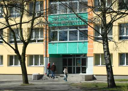Elbląg, Zespół Szkół Techniczno-Informatycznych Elbląg, Zespół Szkół Techniczno-Informatycznych